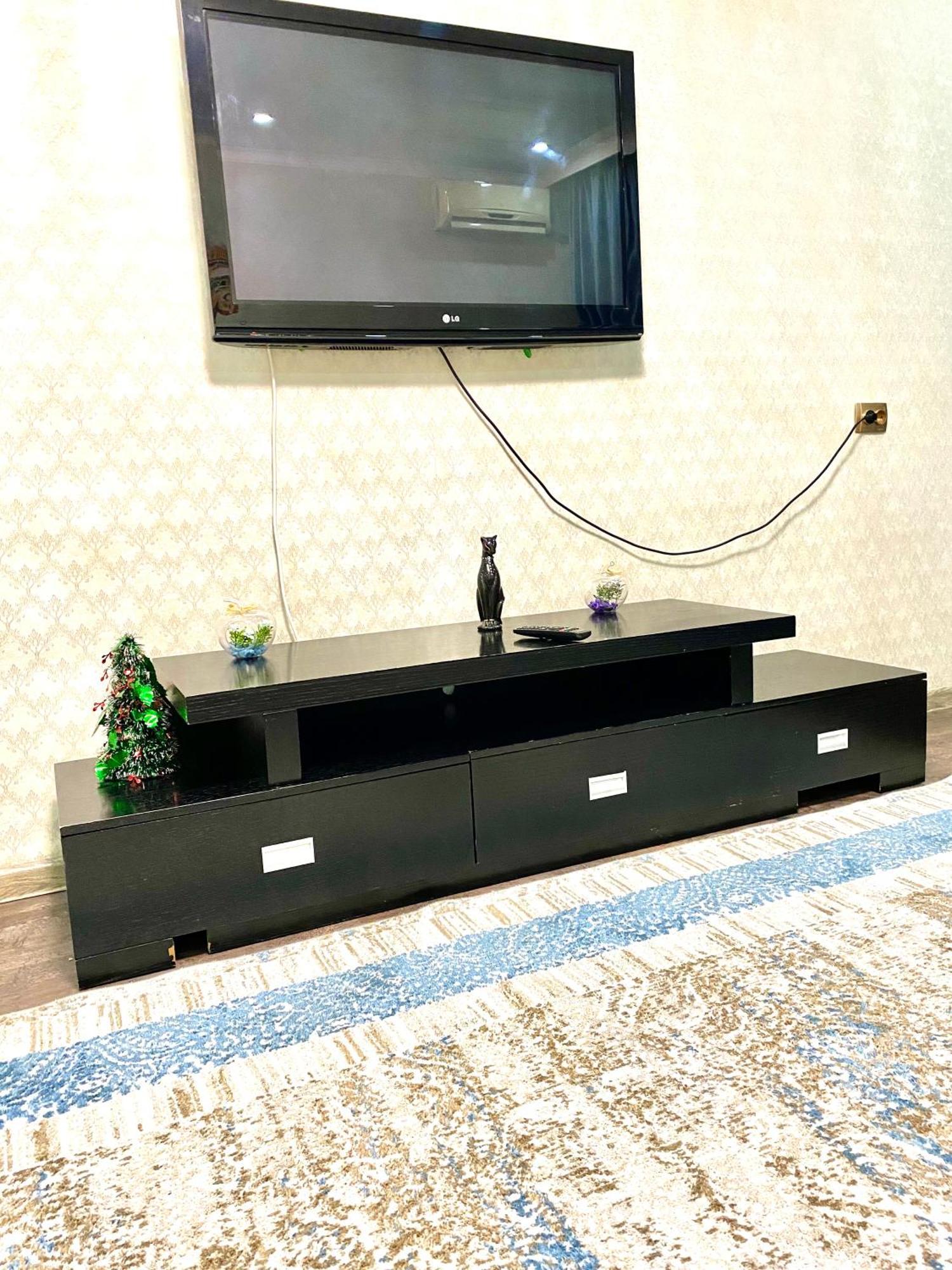 Прекрасная квартира на Арбате в Алматы Екстер'єр фото
